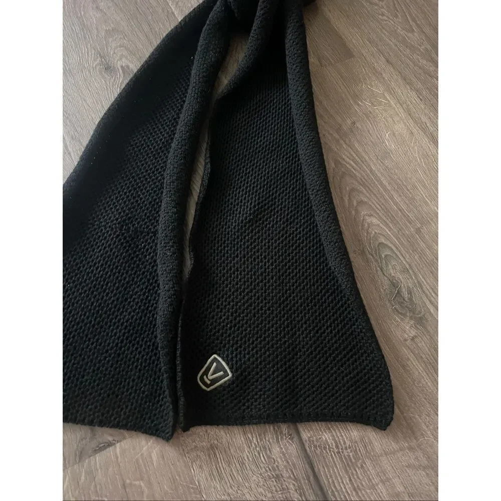 KEEN Knit Black 100% Merino Wool scarf